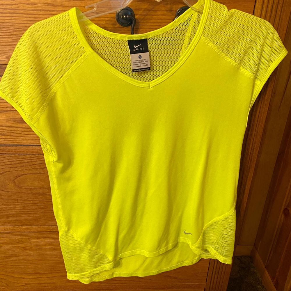 nike high low shirt